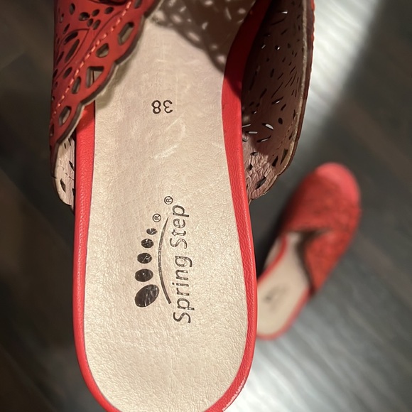 ❌SOLD❌ Spring Step Slip Ons - Picture 8 of 11